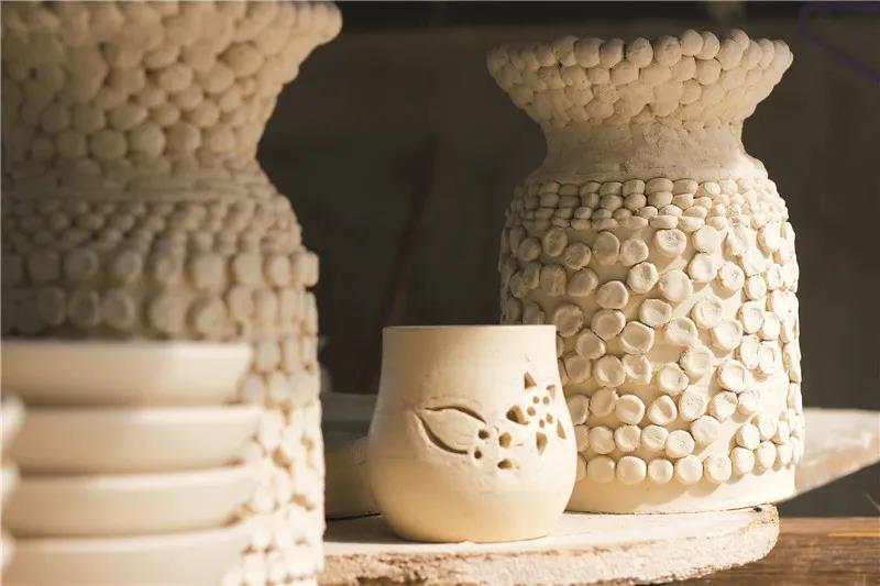 自然村里走出來的百年土陶    臨滄茶山旅游